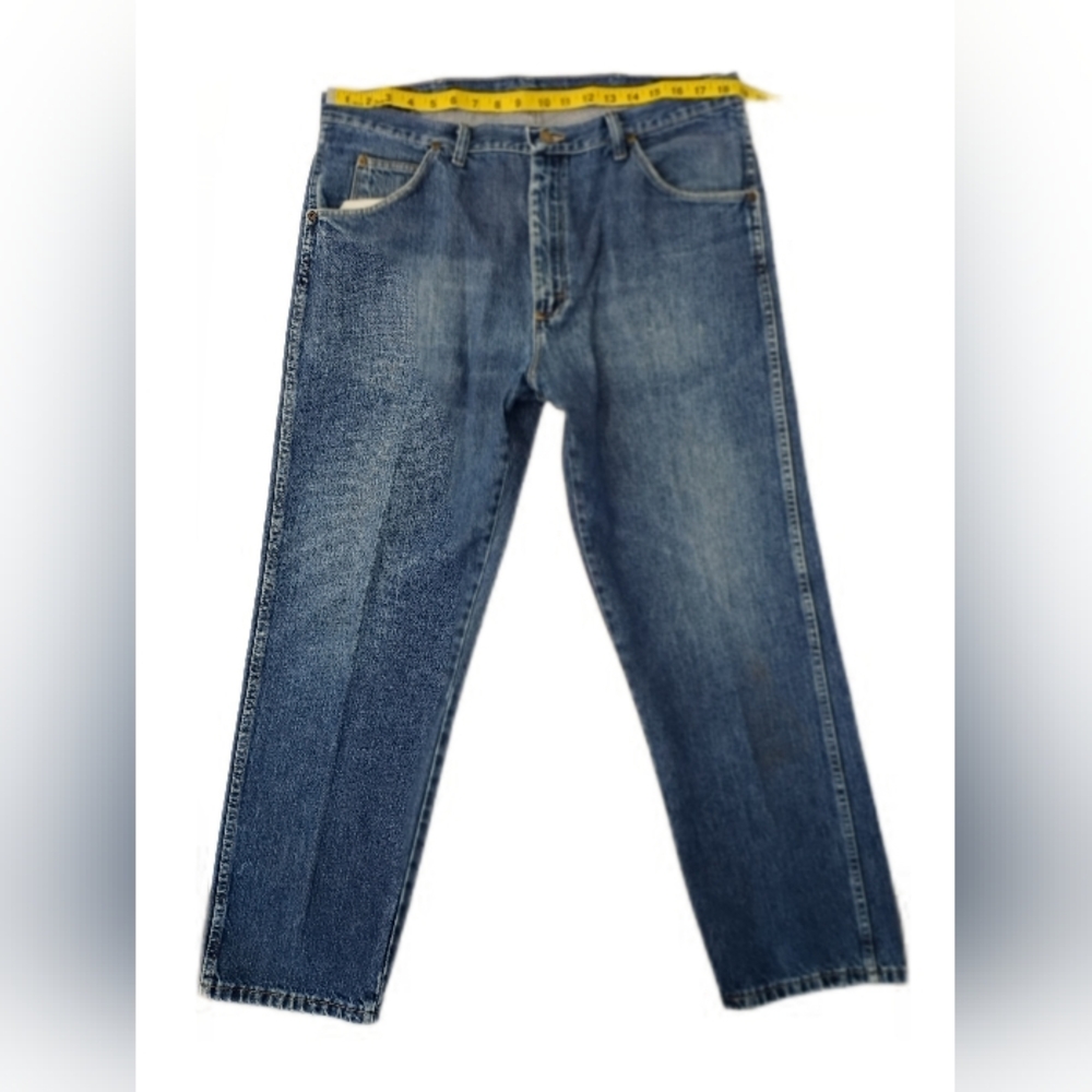 Wrangler Vintage 90s Relaxed Fit Denim Jeans